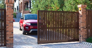 Купить ворота на участок Великий Новгород, цена от 2788 руб.