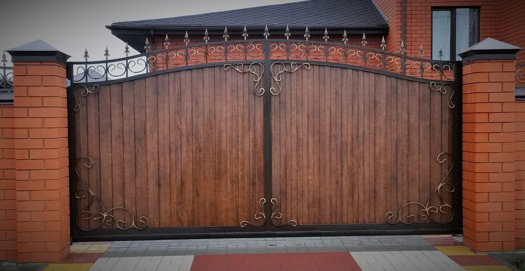Купить простые ворота для дома: советы по выбору, установке и уходу в Великом Новгороде от 33655 руб | ВоротМастер-Влк