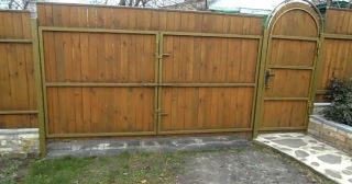 Купить распашные ворота деревянные Великий Новгород, цена от 2788 руб.
